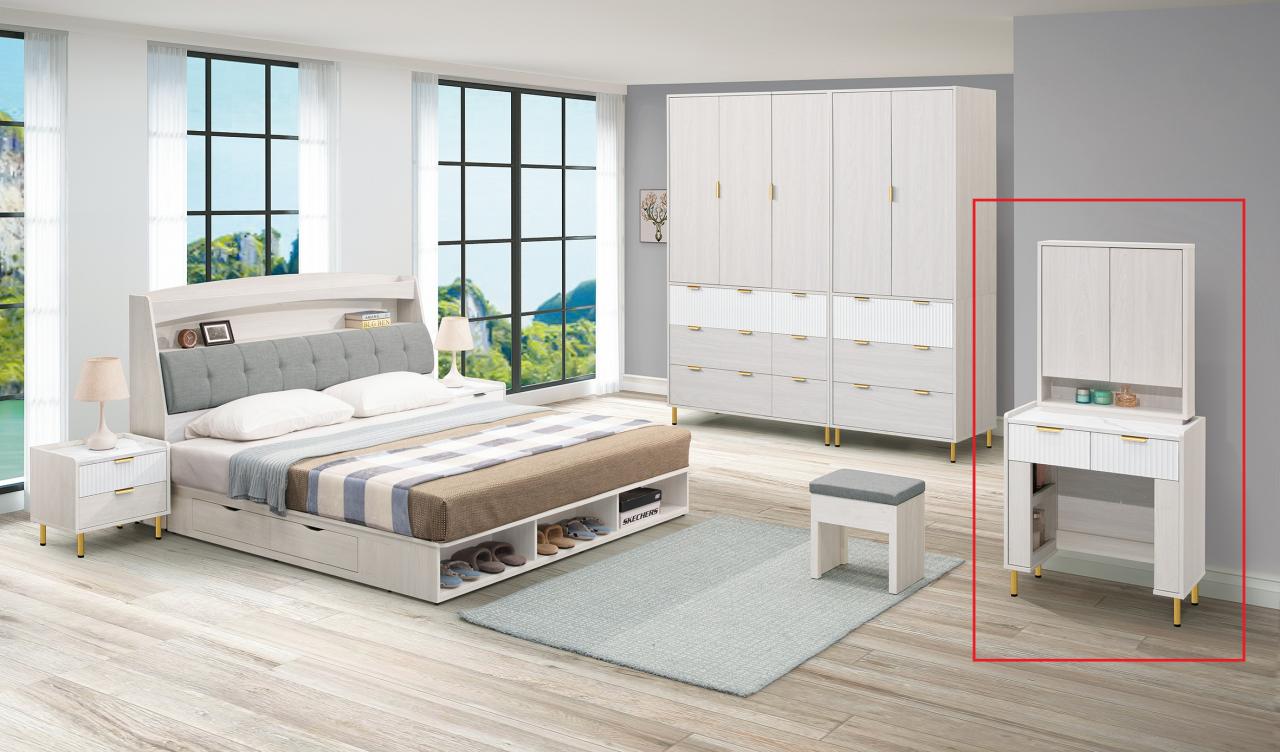 黛妮2.3尺鏡台 (含椅 )